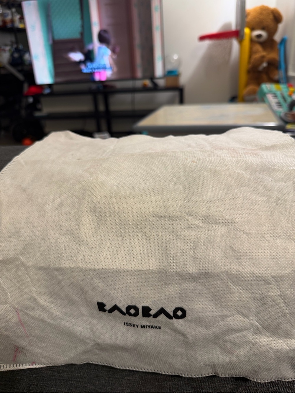 Shoulder Bags - Picture 12 of 15